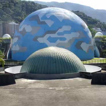 As cúpulas de observação e projeção. s.d.. Divulgação / Prefeitura do Rio de Janeiro.