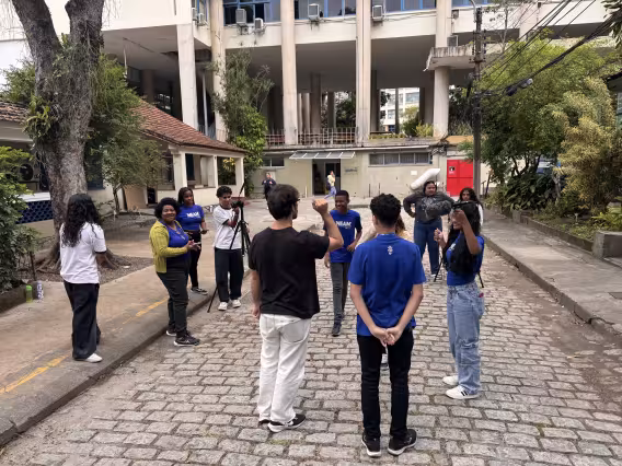 Filmagem na Vila dos Diretórios